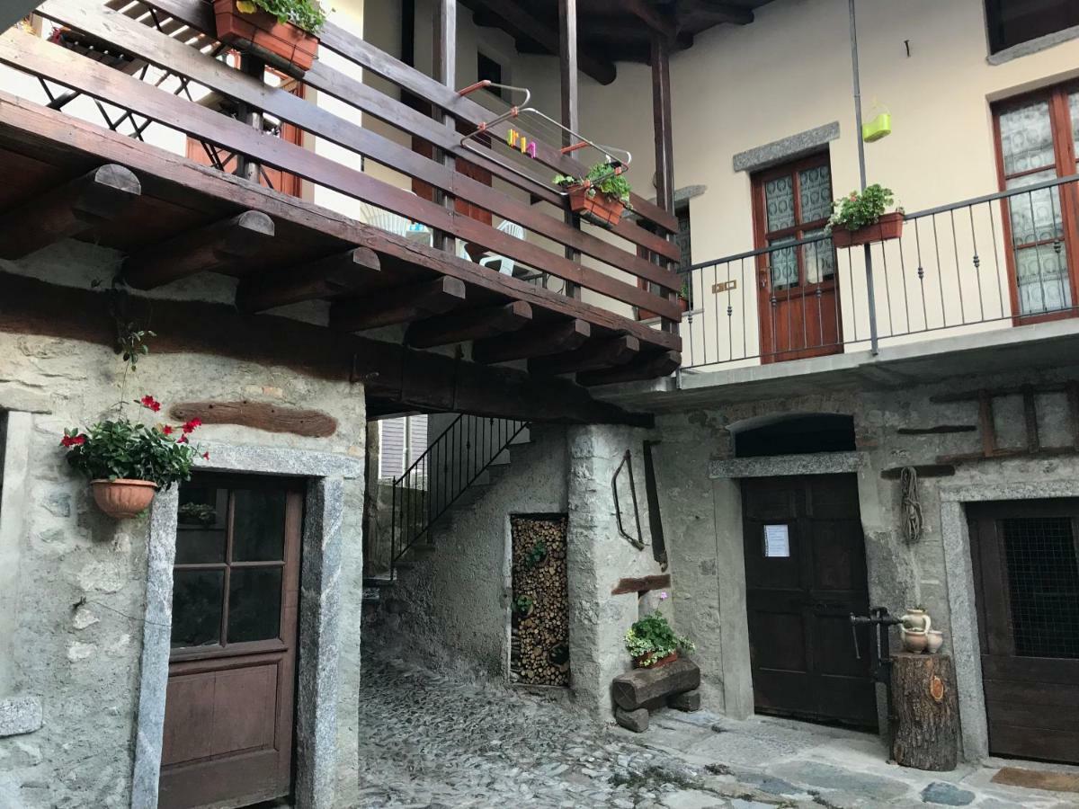 La Corte Del Pane Valbrona Exterior foto
